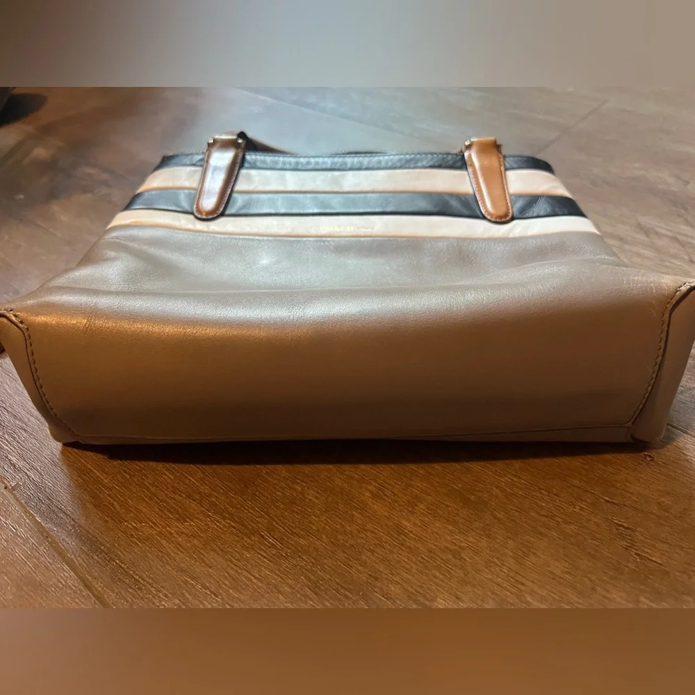 Coach Mini Black White & Gray Color Block Borough Triple Compartment Cross Body - Picture 7 of 15